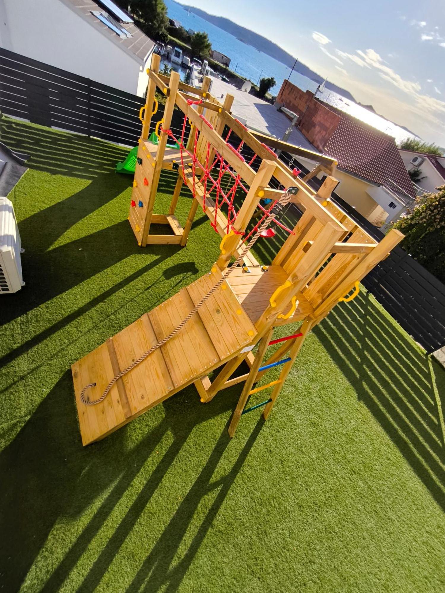 Astramaris Apartments Donji Okrug  Dış mekan fotoğraf