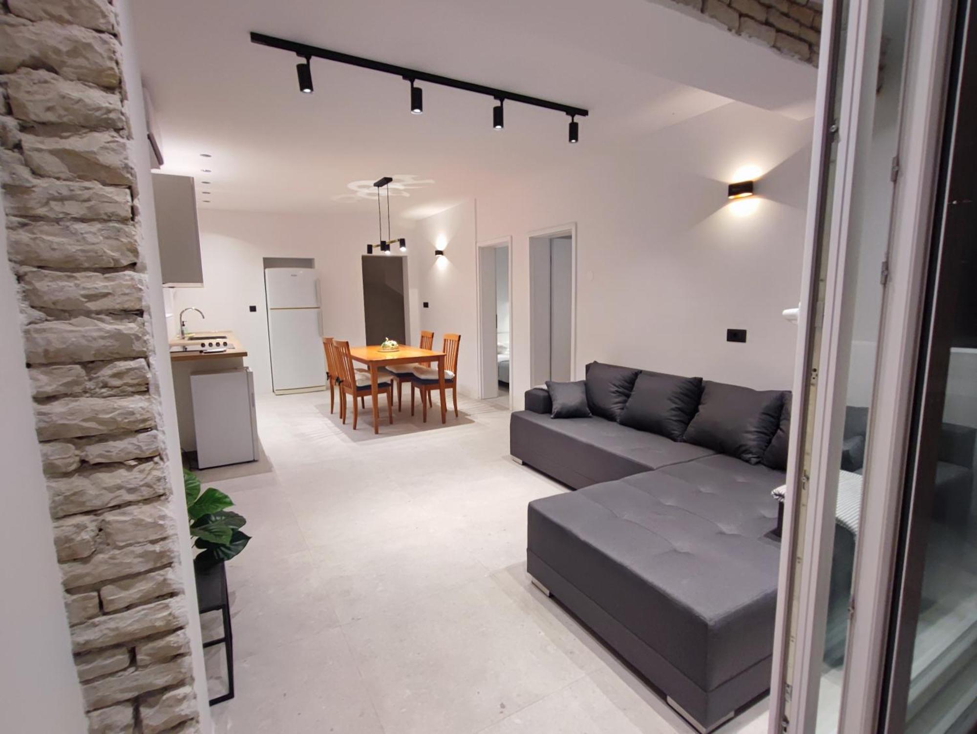 Astramaris Apartments Donji Okrug  Dış mekan fotoğraf