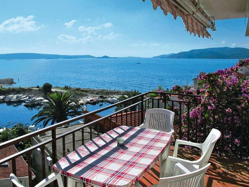 Astramaris Apartments Donji Okrug  Dış mekan fotoğraf